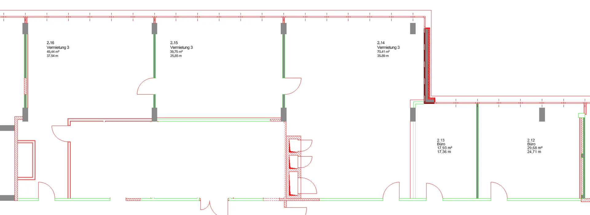 Grundriss: großzügiger Fertigungsbereich und Büro