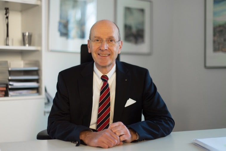 Dr. Bertram Dressel